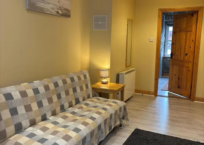 Apartment The Nest On The Octagon Westport