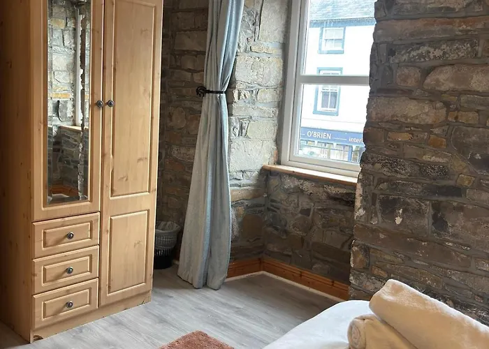 Apartment The Nest On The Octagon Westport